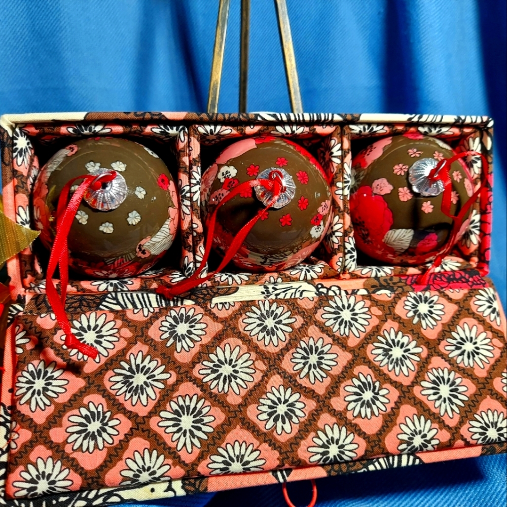 Vera Bradley Ornament Trio in Mocha Rouge, 3 Ornaments in Box